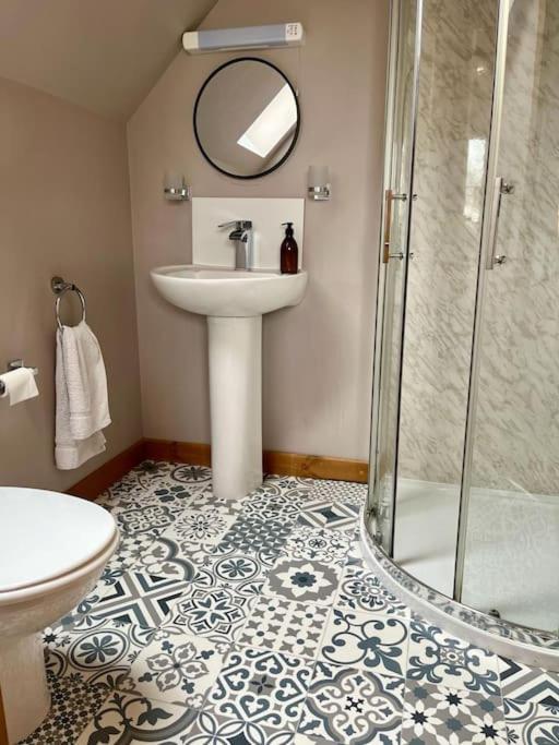 Artro Lodge Luxury 3 Bedroom, 3 Bathroom & Hot Tub Llanbedr  Dış mekan fotoğraf